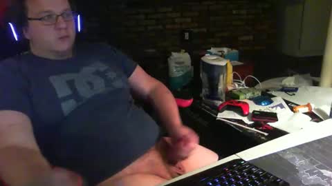 whateverdude555 online show from November 2, 2025, 11:12 am