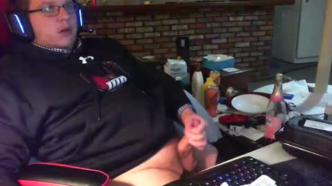 whateverdude555 online show from December 17, 2025, 1:55 am