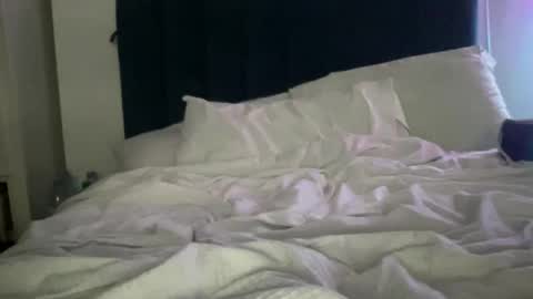 whatyouwantyouknowigotit online show from October 9, 2025, 3:59 am