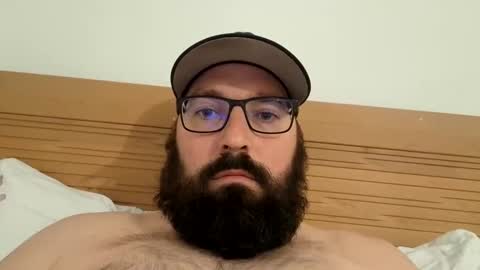 Snapshot of wheely19871606 chatting on February 12, 2025, 9:54 pm wheely19871606 online show from February 12, 2025, 9:54 pm