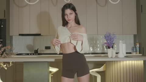 Snapshot of whisper_of_love chatting on November 20, 2025, 2:23 am Naomi online show from November 20, 2025, 2:23 am