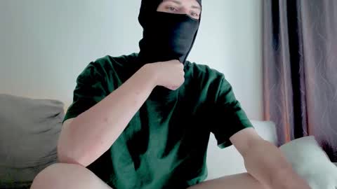 Snapshot of whispero_o chatting on October 6, 2025, 9:18 am whispero_o online show from October 6, 2025, 9:18 am