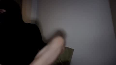 Snapshot of whispero_o chatting on November 15, 2025, 6:37 pm whispero_o online show from November 15, 2025, 6:37 pm