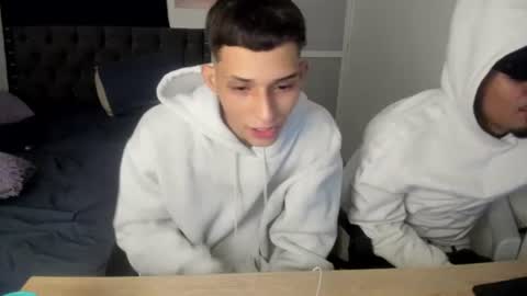 white online show from June 22, 2026, 3:47 am
