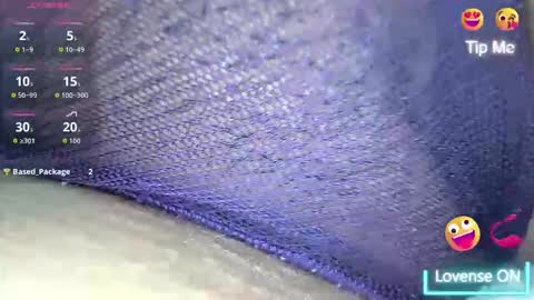 white_sexy_ online show from April 23, 2026, 12:29 pm