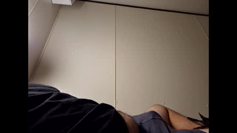 whiteboi9284 online show from February 1, 2026, 4:33 am