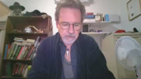 whiteboomer online show from July 15, 2026, 9:25 am