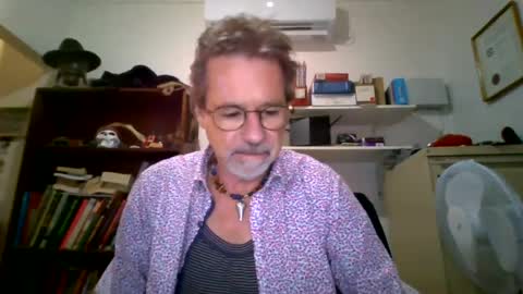 whiteboomer online show from July 16, 2026, 8:42 am