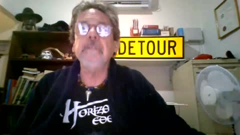 whiteboomer online show from July 27, 2026, 8:21 am