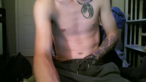 whiteboyslim21 online show from May 27, 2026, 4:31 am