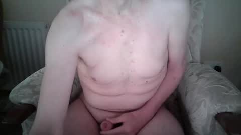 whitebriefs009 online show from October 7, 2025, 8:33 am