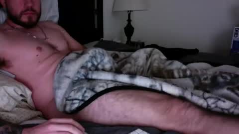 whitebubblebutt44 online show from December 17, 2024, 1:38 pm