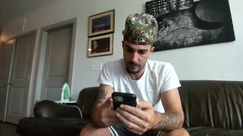 Snapshot of whitechocalate91 chatting on October 2, 2025, 6:15 pm just str8 stud nut 1000 online show from October 2, 2025, 6:15 pm