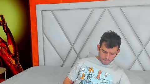 Dylan white online show from September 30, 2025, 6:46 pm