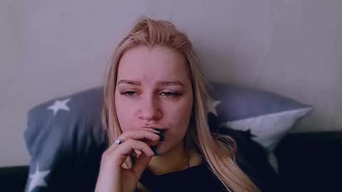 whitehex666 online show from February 26, 2026, 10:14 am