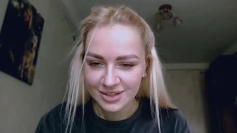 whitehex666 online show from March 17, 2026, 11:02 am