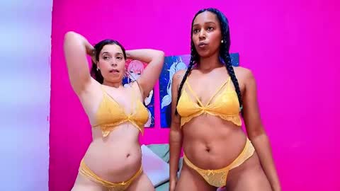 Snapshot of whites_and_black chatting on June 3, 2026, 11:54 pm whites_and_black online show from June 3, 2026, 11:54 pm