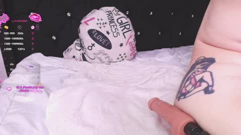 Laura online show from March 30, 2026, 9:16 pm