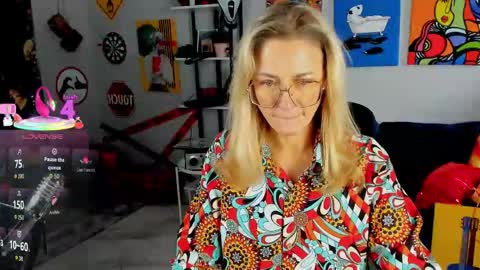 whitneypunnch online show from May 11, 2026, 5:46 am
