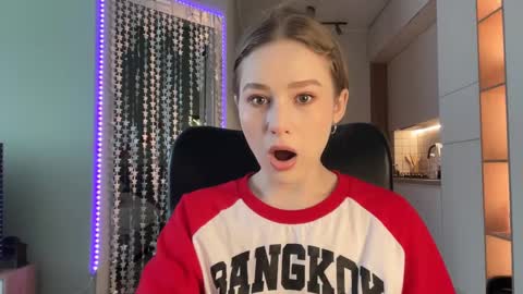 Alisa online show from January 16, 2025, 6:56 am