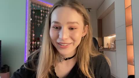 Alisa online show from February 5, 2025, 10:08 am