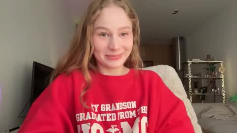 Alisa online show from October 1, 2025, 7:25 am