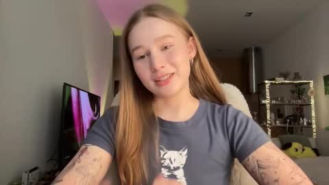 Snapshot of whoisalisa chatting on February 28, 2026, 7:42 am Alisa online show from February 28, 2026, 7:42 am