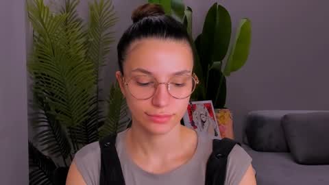 whoislulu online show from January 17, 2025, 7:27 pm