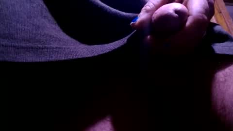 whor4mor online show from November 11, 2025, 5:51 am