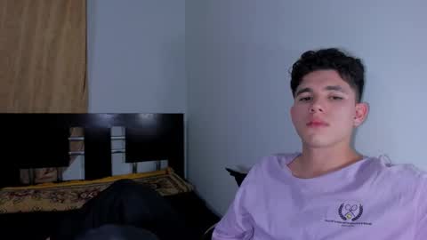 whos_he online show from December 1, 2025, 12:15 am