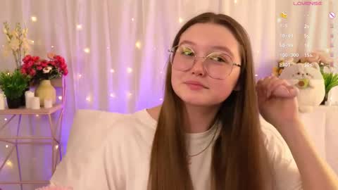 Sarah online show from February 20, 2025, 8:28 am