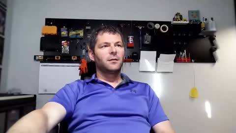 wife_hunt3r online show from April 9, 2026, 2:11 pm