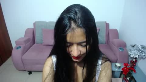 Ilauren online show from January 3, 2025, 12:11 am