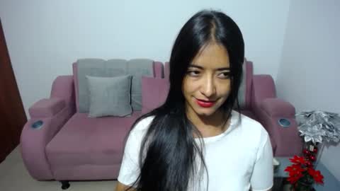 Ilauren online show from January 4, 2025, 12:05 am