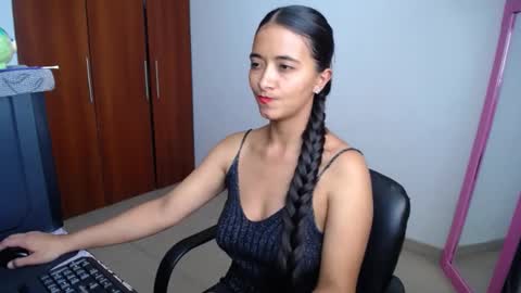 Ilauren online show from January 20, 2025, 9:01 pm