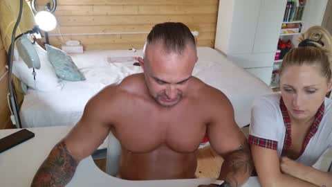  RoanWild  Wild  online show from September 27, 2025, 4:23 pm