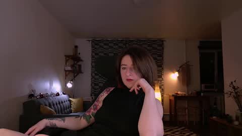 wild_peony online show from January 30, 2025, 6:10 pm