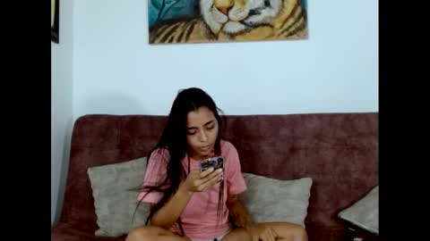 Snapshot of wild_roomxxx chatting on September 18, 2025, 9:28 pm Wild RoomXxX online show from September 18, 2025, 9:28 pm