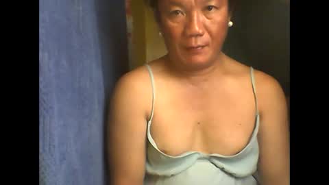 wild_sunflower11 online show from October 30, 2025, 8:09 pm