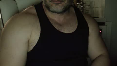 Snapshot of wildjohn_xx chatting on December 16, 2025, 9:31 pm WildJohn XX online show from December 16, 2025, 9:31 pm