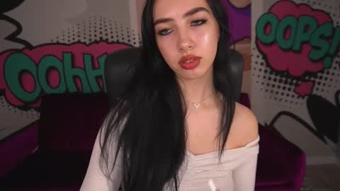 Snapshot of wildkittenx_ chatting on September 17, 2025, 5:53 am Alena online show from September 17, 2025, 5:53 am