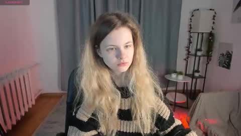 Mila 3 online show from November 22, 2025, 5:17 am