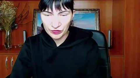 Rosalinda online show from February 7, 2026, 7:45 am