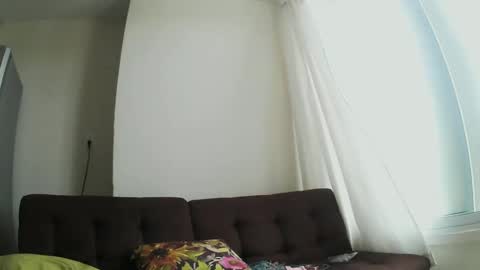 Wild Strawberry online show from January 23, 2025, 4:26 pm