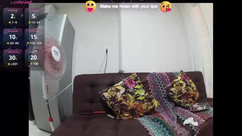 Wild Strawberry online show from March 3, 2025, 1:42 am