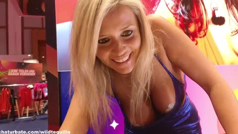 Lili online show from September 28, 2025, 10:31 am