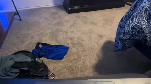 wildtravis online show from November 13, 2025, 3:05 am