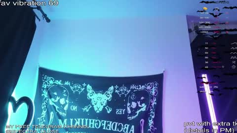 Snapshot of will_vand0m chatting on May 14, 2026, 10:27 pm Your virtual girlfriend online show from May 14, 2026, 10:27 pm