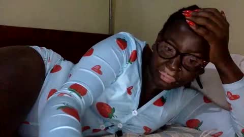 Snapshot of willa_sara chatting on February 28, 2026, 7:37 pm Willa Sara online show from February 28, 2026, 7:37 pm