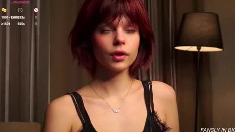 Eva online show from November 15, 2025, 11:07 am